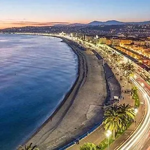Apartment Magic Design, Nizza